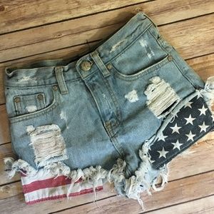 Evenuel Jean Shorts with Peekaboo american flag